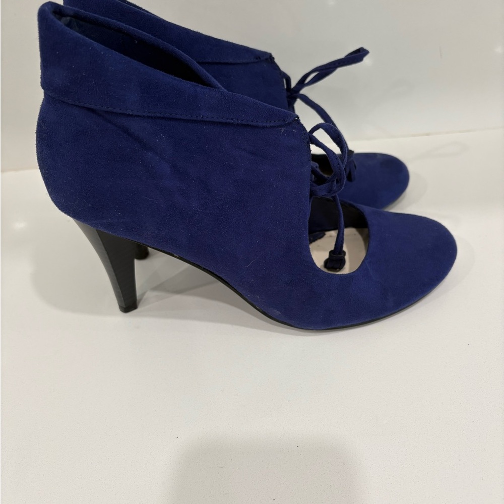 Vintage Lela Rose Royal Blue Suede Ankle Boots - Picture 4 of 8